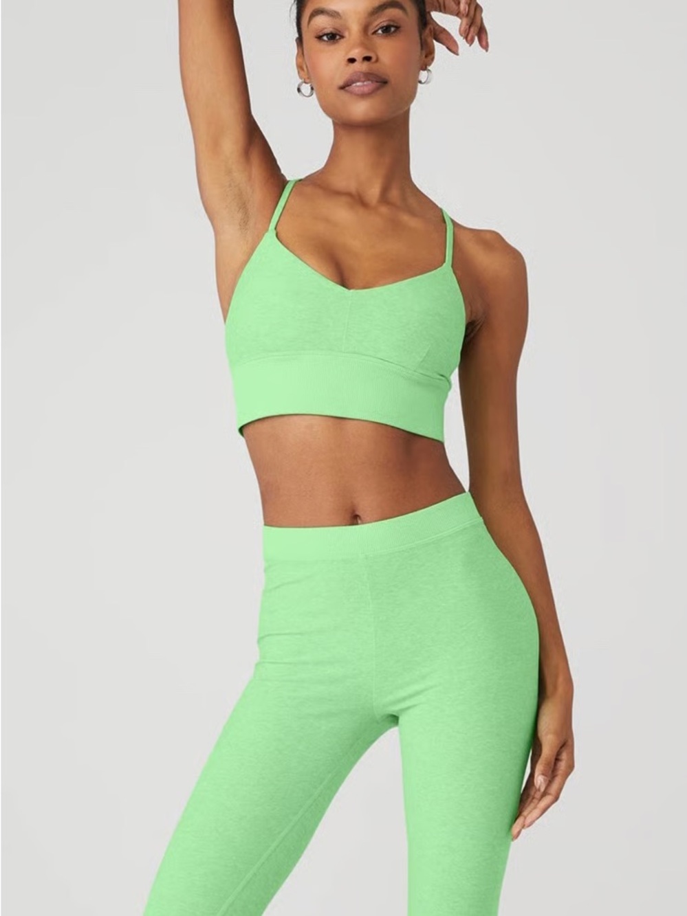 Alo Yoga Alosoft Lavish Bra - Ultramint Heather Green Women’s Size M - Picture 2 of 6